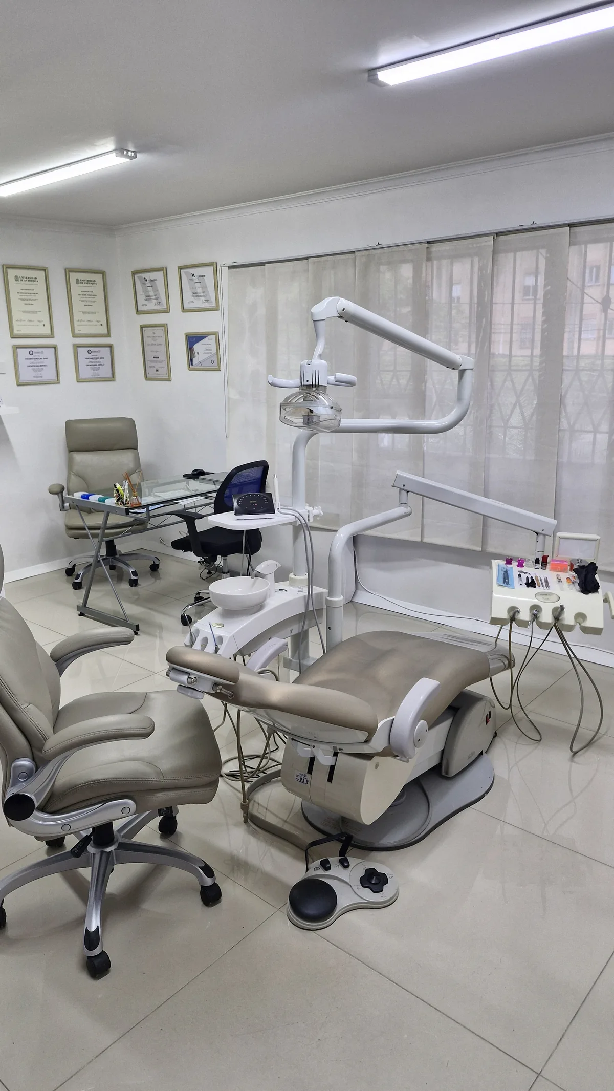 Consultorio real de Reluxdent para odontología general